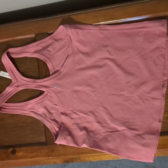 NWOT LULULEMON TANK - Picture 3 of 3